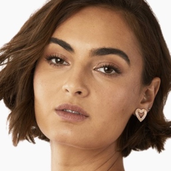 New Each Jewels Amour Studs Heart-Shaped Earrings Piped Detail Recycled Brass - Picture 6 of 6